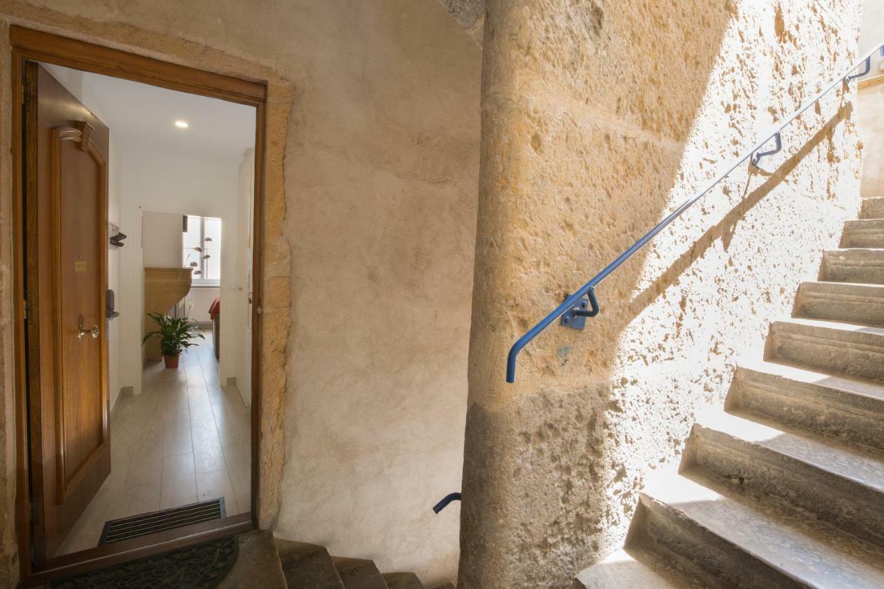 Lyon Cosy Stay ภายนอก รูปภาพ